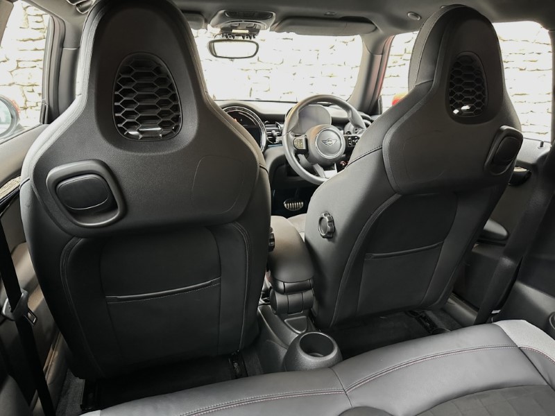 2022 (22) MINI HATCHBACK 2.0 John Cooper Works 3dr Auto 5016597