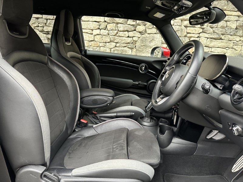 2022 (22) MINI HATCHBACK 2.0 John Cooper Works 3dr Auto 5016558