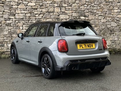2021 (71) MINI HATCHBACK 1.5 Cooper Sport 5dr