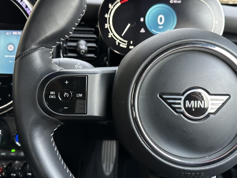 2021 (71) MINI HATCHBACK 1.5 Cooper Sport 5dr 5006327