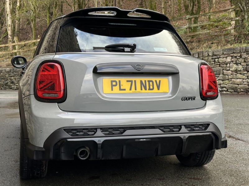 2021 (71) MINI HATCHBACK 1.5 Cooper Sport 5dr 5006307