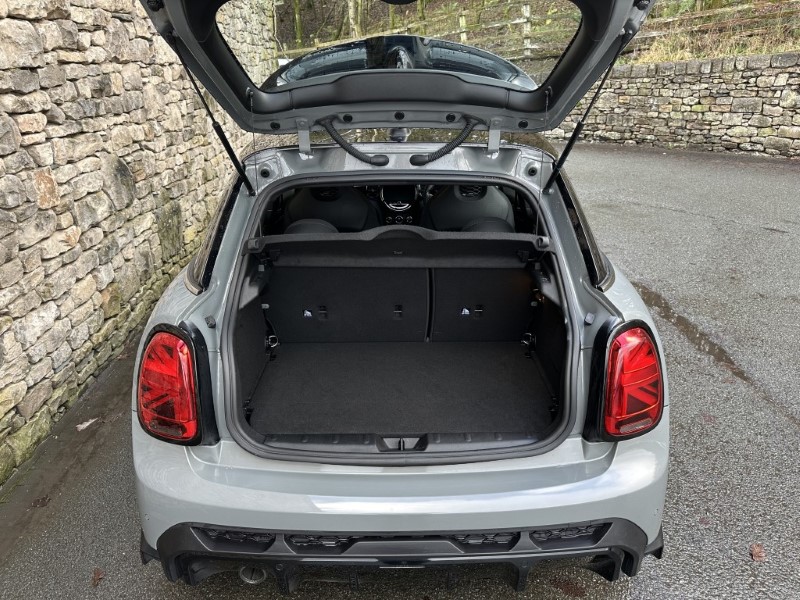 2021 (71) MINI HATCHBACK 1.5 Cooper Sport 5dr 5006311