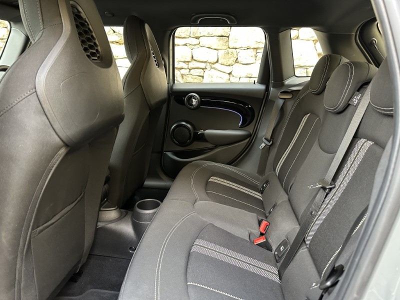 2021 (71) MINI HATCHBACK 1.5 Cooper Sport 5dr 5006365