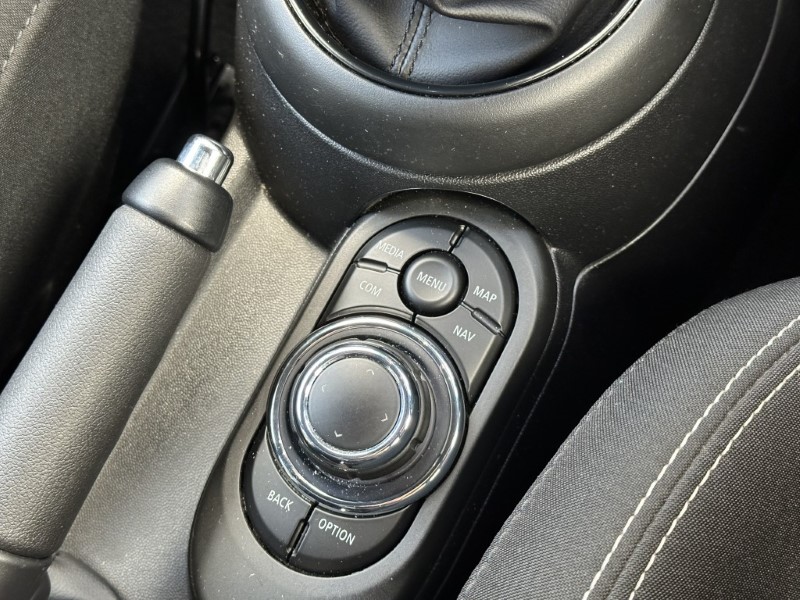 2021 (71) MINI HATCHBACK 1.5 Cooper Sport 5dr 5006373