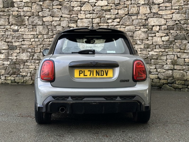 2021 (71) MINI HATCHBACK 1.5 Cooper Sport 5dr 5006354