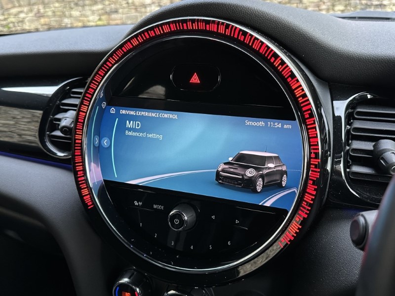 2021 (71) MINI HATCHBACK 1.5 Cooper Sport 5dr 5006337