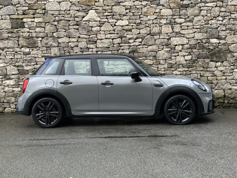 2021 (71) MINI HATCHBACK 1.5 Cooper Sport 5dr 5006306