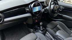 2021 (71) MINI HATCHBACK 1.5 Cooper Sport 5dr 5006331