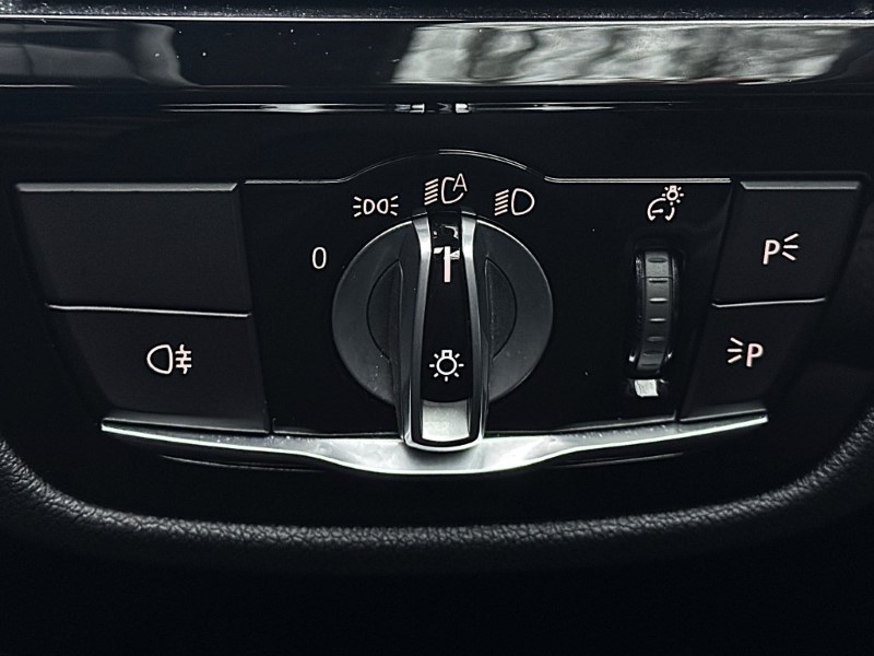 2021 (21) BMW 5 SERIES 520i MHT M Sport 5dr Touring  5013622