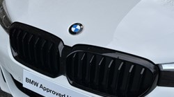 2021 (21) BMW 5 SERIES 520i MHT M Sport 5dr Touring 5011833