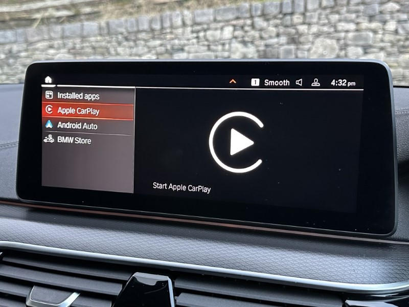 2021 (21) BMW 5 SERIES 520i MHT M Sport 5dr Touring  5011870