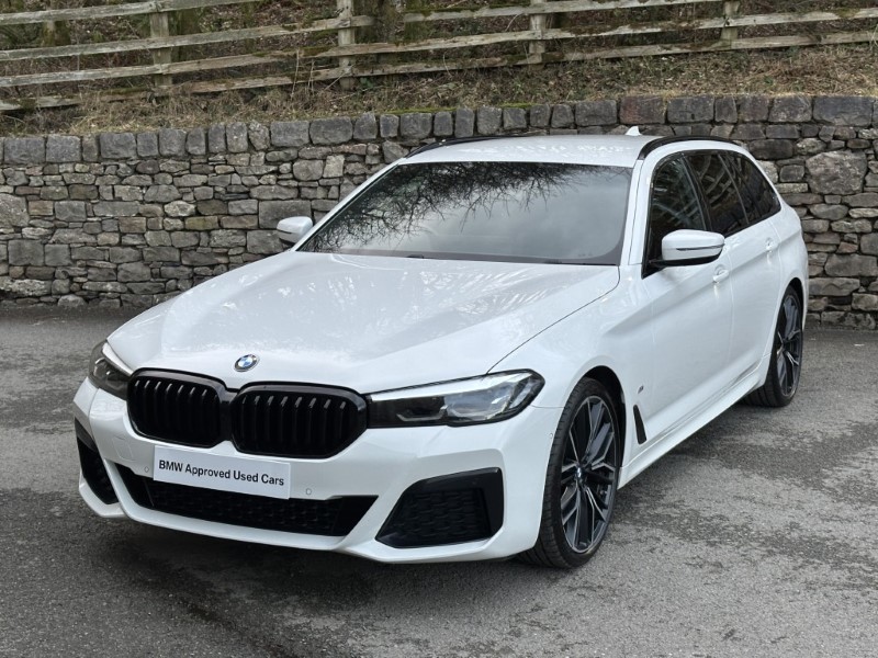 2021 (21) BMW 5 SERIES 520i MHT M Sport 5dr Touring  5011850