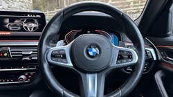 2021 (21) BMW 5 SERIES 520i MHT M Sport 5dr Touring 5011817