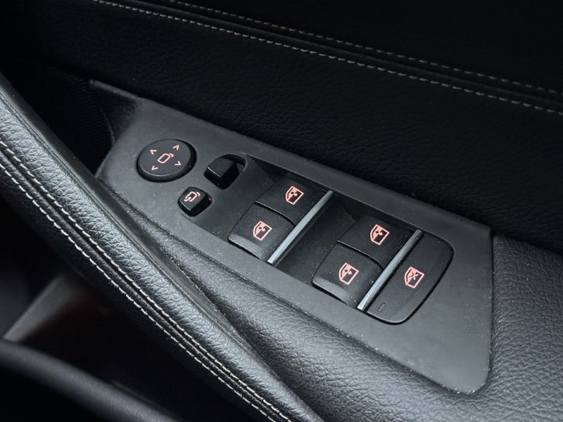 2021 (21) BMW 5 SERIES 520i MHT M Sport 5dr Touring  5011826