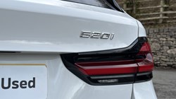 2021 (21) BMW 5 SERIES 520i MHT M Sport 5dr Touring 5011807