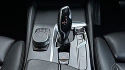 2021 (21) BMW 5 SERIES 520i MHT M Sport 5dr Touring 5011819