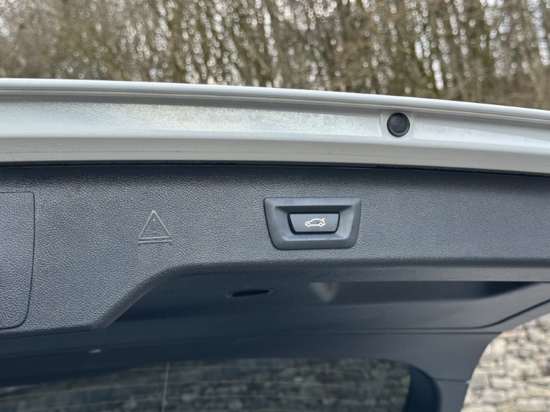 2021 (21) BMW 5 SERIES 520i MHT M Sport 5dr Touring  5011809