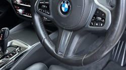 2021 (21) BMW 5 SERIES 520i MHT M Sport 5dr Touring 5011813