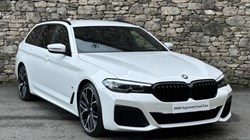 2021 (21) BMW 5 SERIES 520i MHT M Sport 5dr Touring 5011861