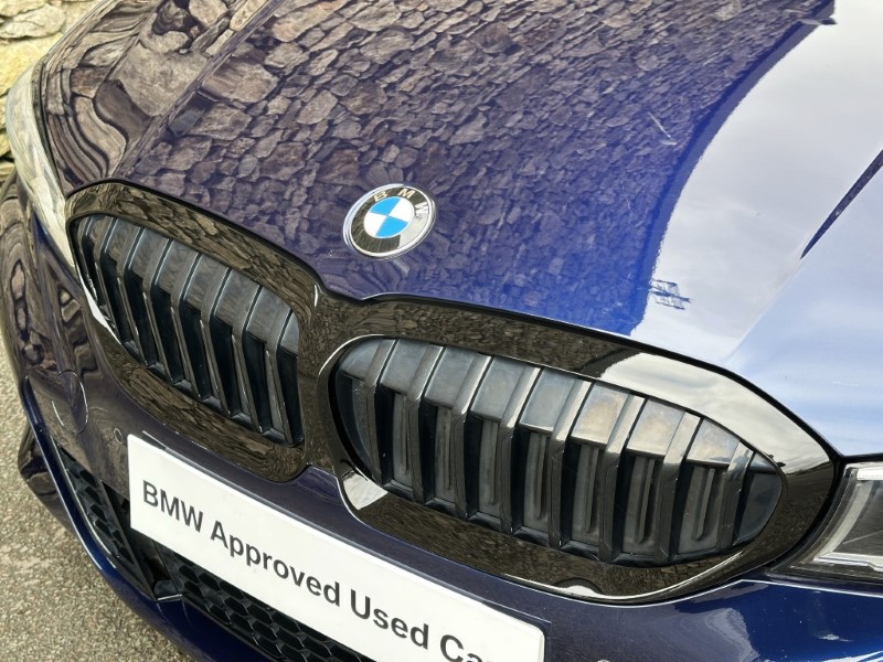 2020 (70) BMW 3 SERIES 330d M Sport Pro Edition 4dr Saloon  5010180