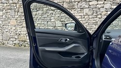 2020 (70) BMW 3 SERIES 330d M Sport Pro Edition 4dr Saloon 5010191