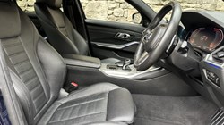 2020 (70) BMW 3 SERIES 330d M Sport Pro Edition 4dr Saloon 5010156