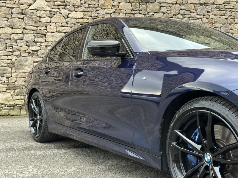 2020 (70) BMW 3 SERIES 330d M Sport Pro Edition 4dr Saloon  5010219