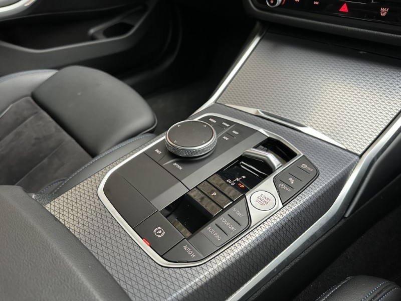 2024 (74) BMW 3 SERIES 320i M Sport 4dr Saloon  5036034