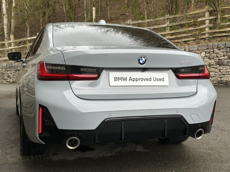 2024 (74) BMW 3 SERIES 320i M Sport 4dr Saloon  5036017