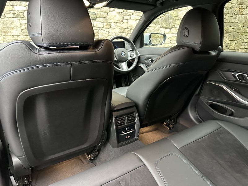 2024 (74) BMW 3 SERIES 320i M Sport 4dr Saloon  5036061