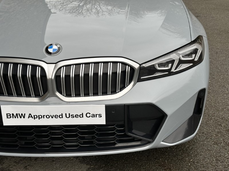 2024 (74) BMW 3 SERIES 320i M Sport 4dr Saloon  5036046