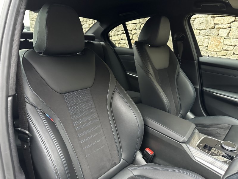 2024 (74) BMW 3 SERIES 320i M Sport 4dr Saloon  5036026