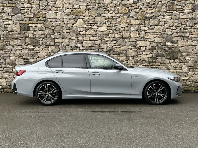 2024 (74) BMW 3 SERIES 320i M Sport 4dr Saloon  5036016