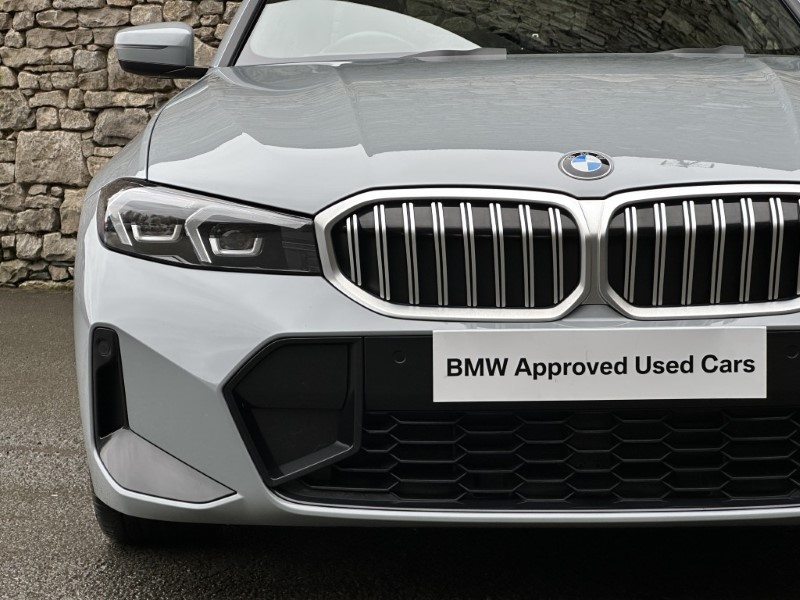 2024 (74) BMW 3 SERIES 320i M Sport 4dr Saloon  5036076