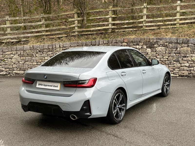 2024 (74) BMW 3 SERIES 320i M Sport 4dr Saloon  5036083