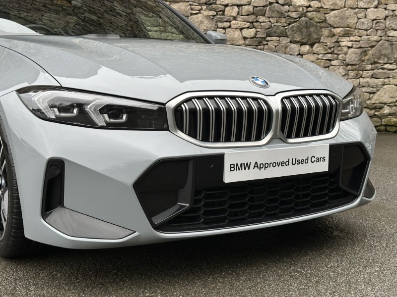 2024 (74) BMW 3 SERIES 320i M Sport 4dr Saloon  5036075
