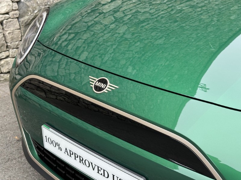 2026 (75) MINI COOPER E Exclusive 3dr Auto 5654300