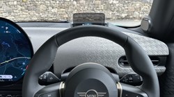 2026 (75) MINI COOPER 1.5 C Exclusive 3dr Auto 5652721