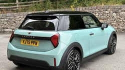 2026 (75) MINI COOPER 1.5 C Exclusive 3dr Auto 5652732