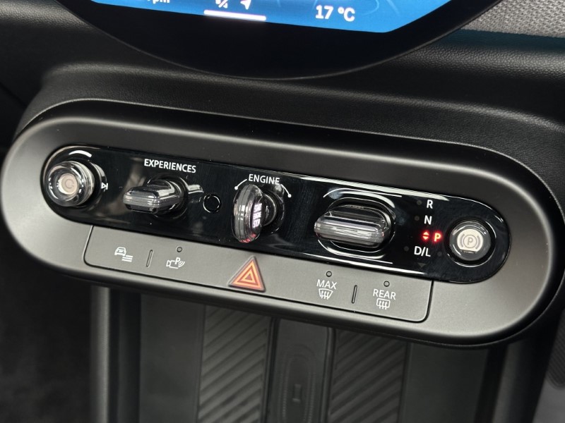2026 (75) MINI COOPER 1.5 C Exclusive 3dr Auto 5652689