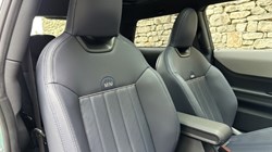 2026 (75) MINI COOPER 1.5 C Exclusive 3dr Auto 5652678