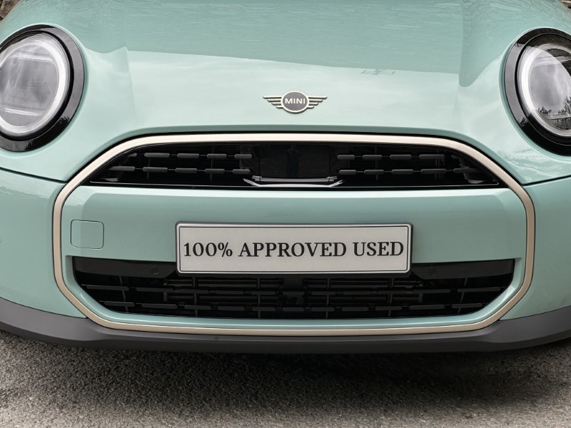 2026 (75) MINI COOPER 1.5 C Exclusive 3dr Auto 5652726