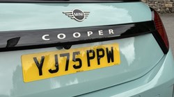 2026 (75) MINI COOPER 1.5 C Exclusive 3dr Auto 5652673