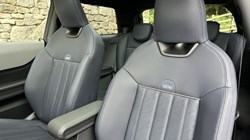 2026 (75) MINI COOPER 1.5 C Exclusive 3dr Auto 5652695