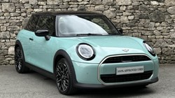 2026 (75) MINI COOPER 1.5 C Exclusive 3dr Auto 5652723