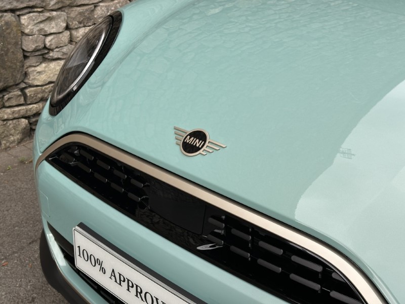 2026 (75) MINI COOPER 1.5 C Exclusive 3dr Auto 5652693