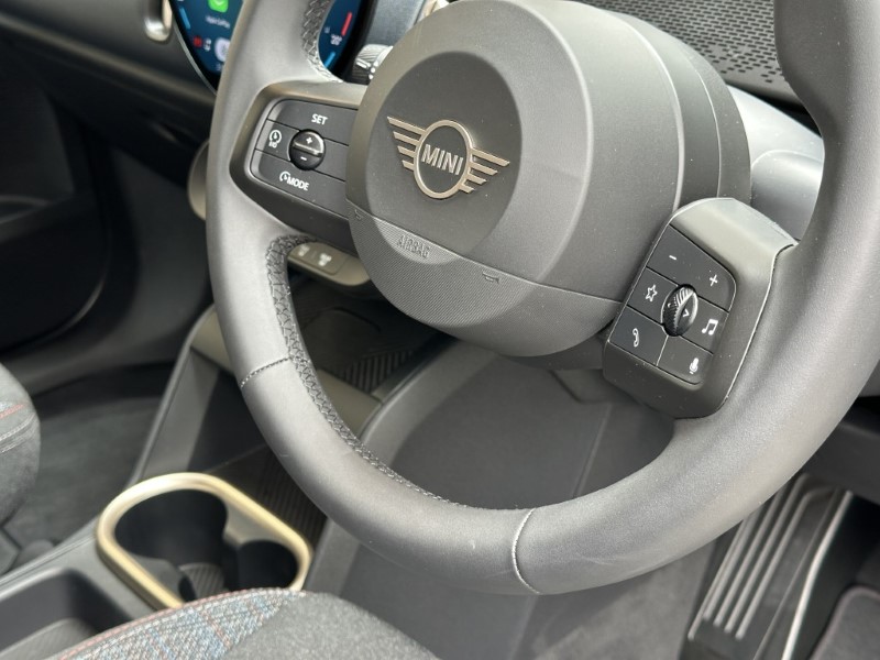 2026 (75) MINI COUNTRYMAN E Monochrome 5dr Auto 5657039