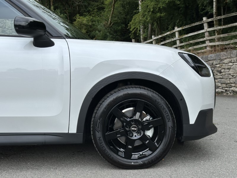 2026 (75) MINI COUNTRYMAN E Monochrome 5dr Auto 5657090