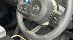 2026 (75) MINI COUNTRYMAN 1.5 C Classic 5dr Auto 5654179