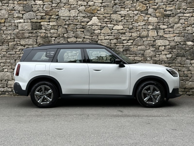 2026 (75) MINI COUNTRYMAN 1.5 C Classic 5dr Auto 5654170
